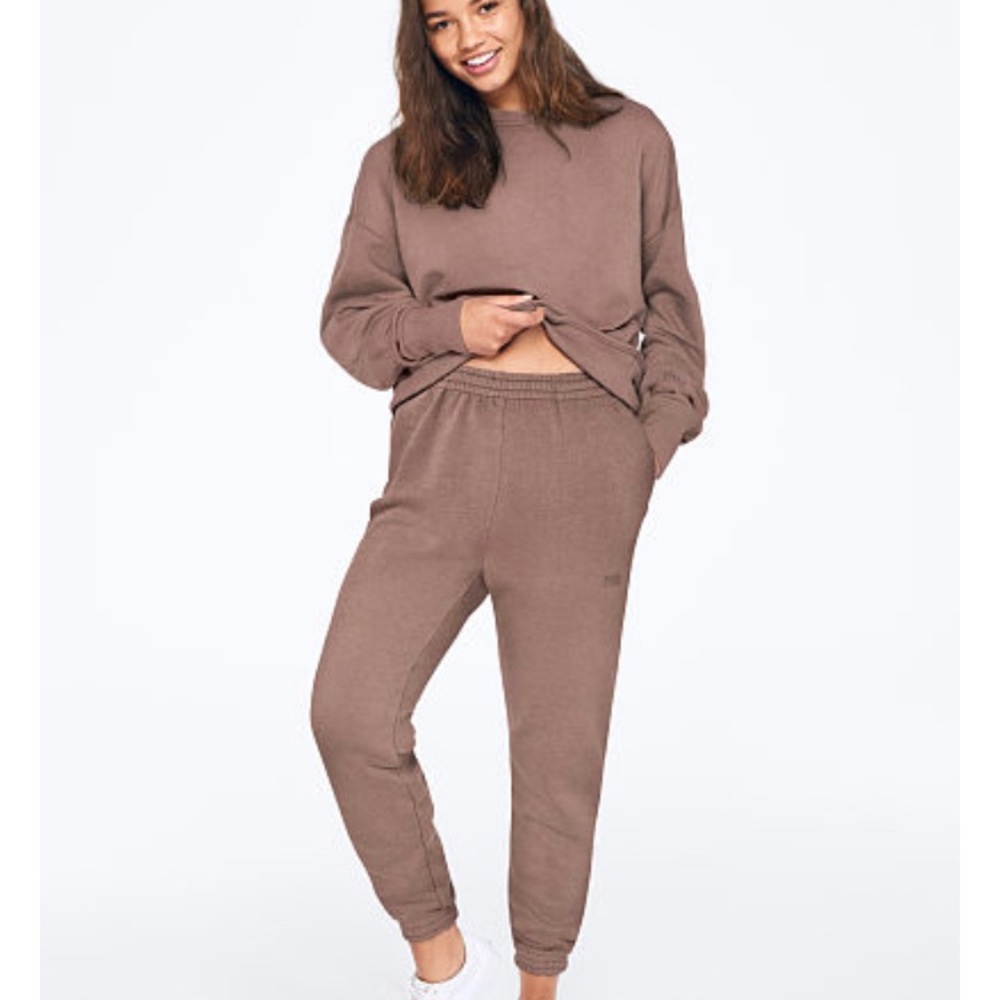 Victoria’s Secret jogger